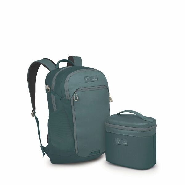Osprey Axis x Hydro Flask Campus Essentials Bundle J2
